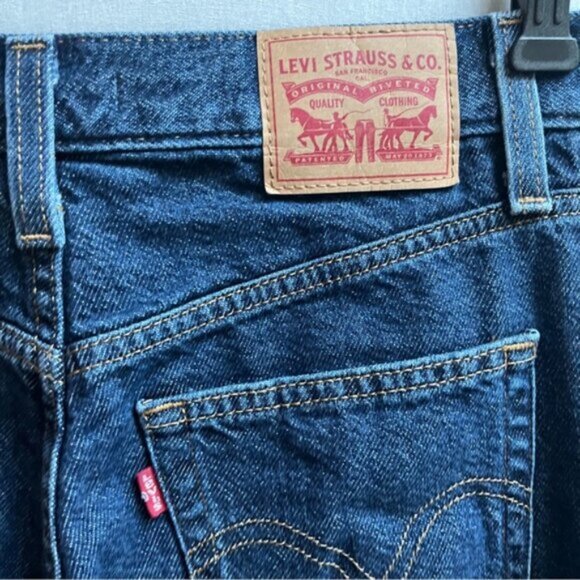 Levi's High Rise Moms Dark Blue Denim Jeans Sz 26 - Picture 4 of 10